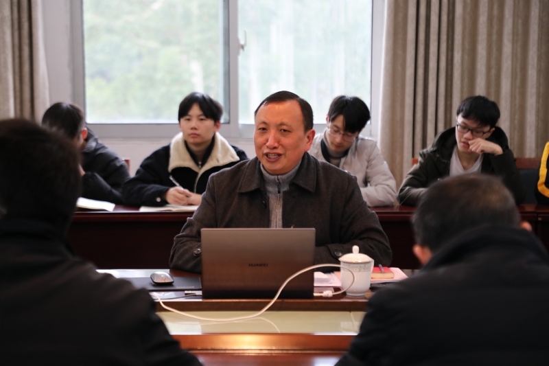 ZFeM_1666401303636069768.jpg B94A8937.jpg